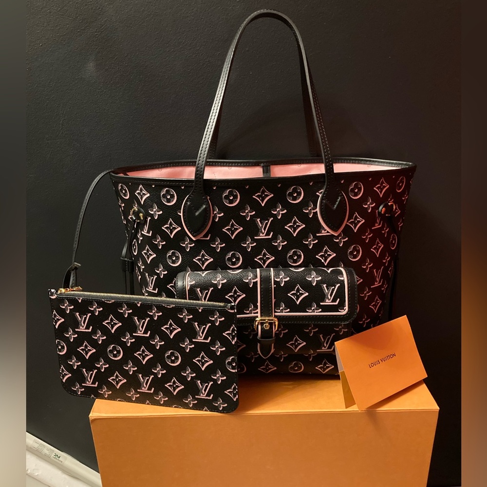 LOUIS VUITTON FALL FOR YOU NEVERFULL MM M46137 - Picture 5 of 13